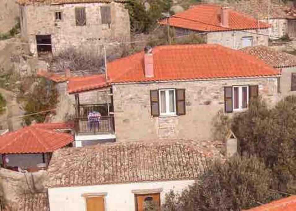 Traditional Stone-Built House With Great View Villa Kontias Eksteriør billede